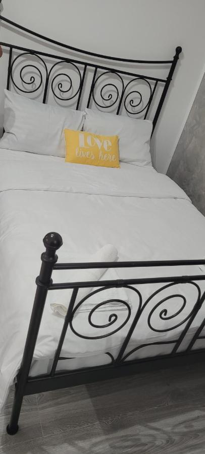 Andi 2-Apartament Băile Herculane Exteriér fotografie
