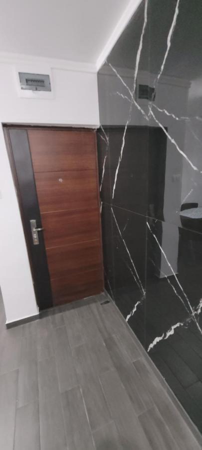 Andi 2-Apartament Băile Herculane Exteriér fotografie