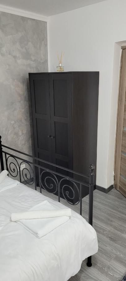 Andi 2-Apartament Băile Herculane Exteriér fotografie